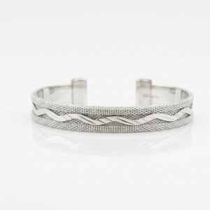 mesh open cuff bracelet